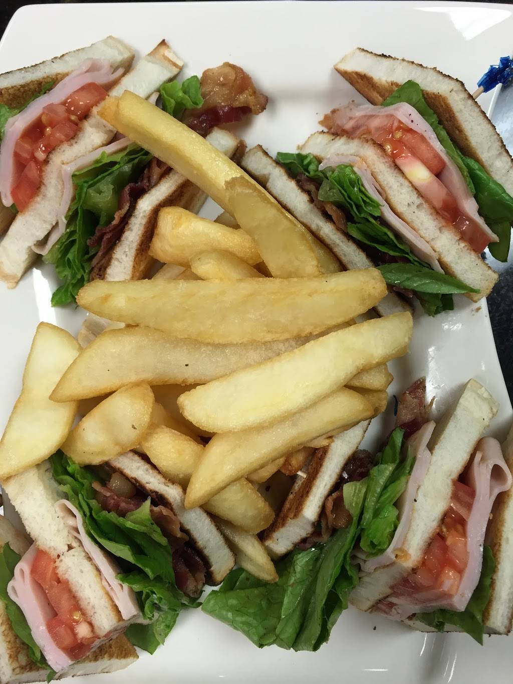 Myra Harbor Cafe | cafe | 1396 SE 17th St, Fort Lauderdale, FL 33316, USA | 9544670363 OR +1 954-467-0363