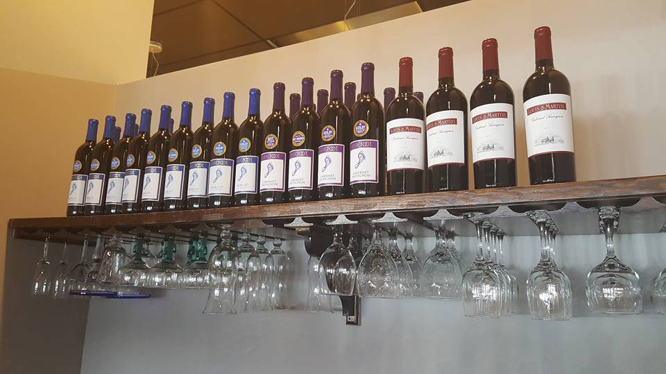 Time Out Sports Grill | restaurant | 1301 Fordham Blvd, Chapel Hill, NC 27514, USA | 9192405868 OR +1 919-240-5868