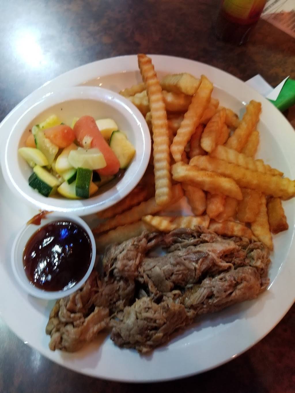 Sidelines Grill | restaurant | 3011 Longford Dr, Spring Hill, TN 37174, USA | 6153928043 OR +1 615-392-8043