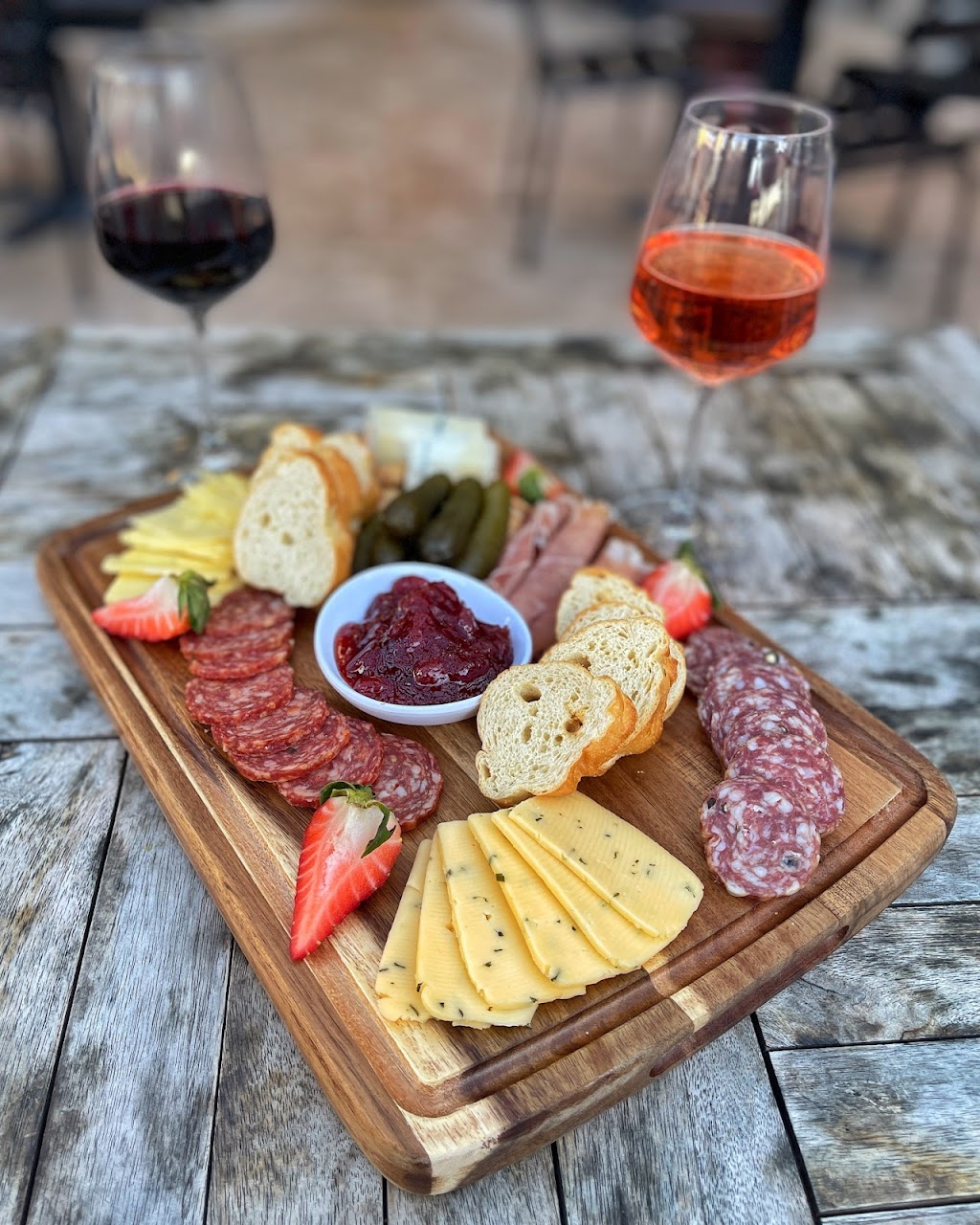 The Shop: Pizza + Wine | restaurant | 1929 Cable St, San Diego, CA 92107, USA | 8582254545 OR +1 858-225-4545