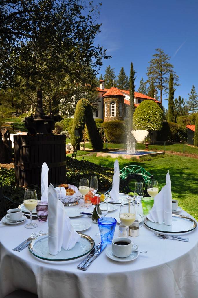 Ernas Elderberry House | restaurant | 48688 Victoria Ln, Oakhurst, CA 93644, USA | 5596836800 OR +1 559-683-6800