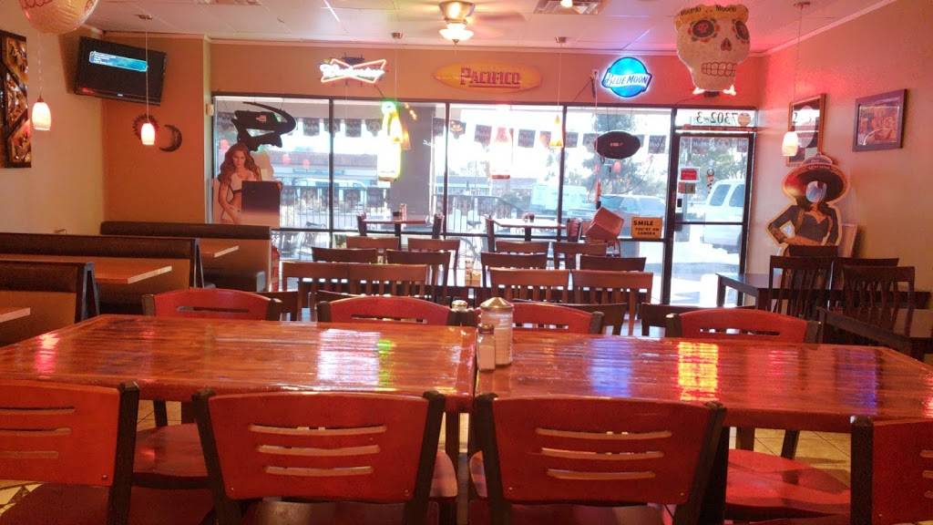 Carbajals Mexican Food | restaurant | 7302 E Main St, Mesa, AZ 85207, USA | 4803547100 OR +1 480-354-7100