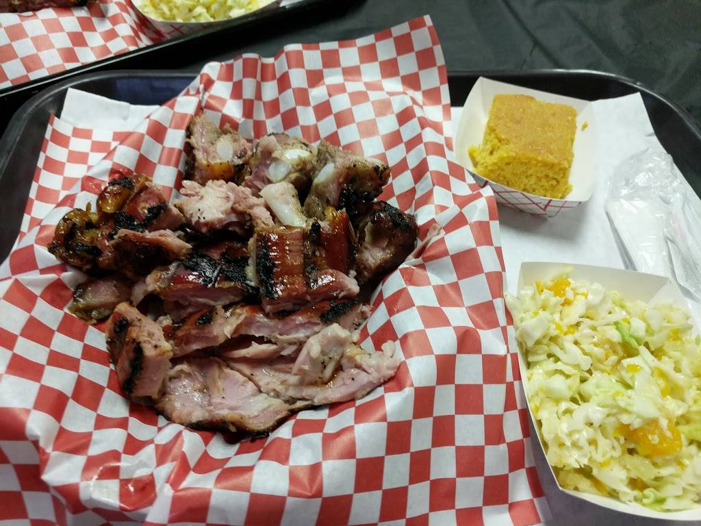 Dances BBQ | restaurant | 1707 South St, Leesburg, FL 34748, USA | 3528018885 OR +1 352-801-8885