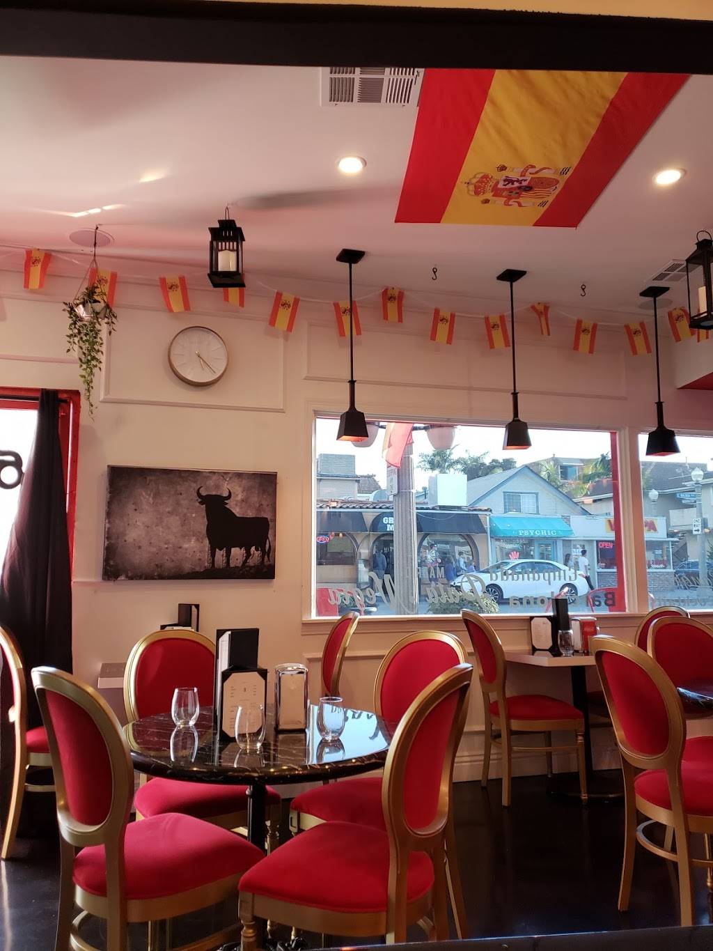 Pan Y Vino | restaurant | 704 E Balboa Blvd, Newport Beach, CA 92661, USA | 9492209993 OR +1 949-220-9993