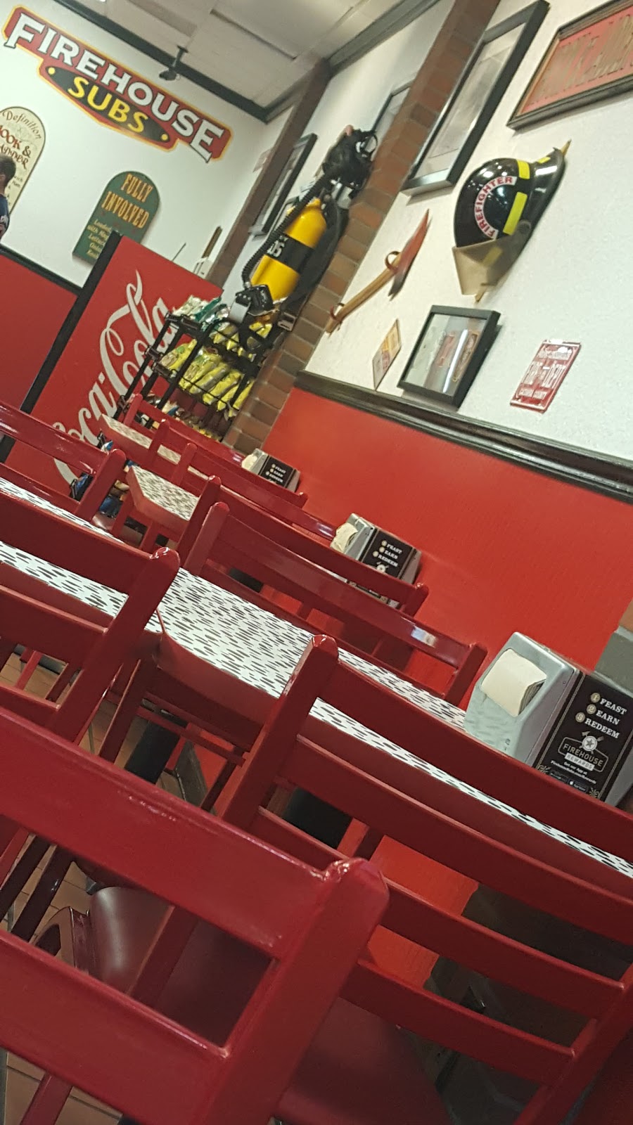 Firehouse Subs Viewmont | restaurant | 1025 2nd St NE, Hickory, NC 28601, USA | 8283278800 OR +1 828-327-8800