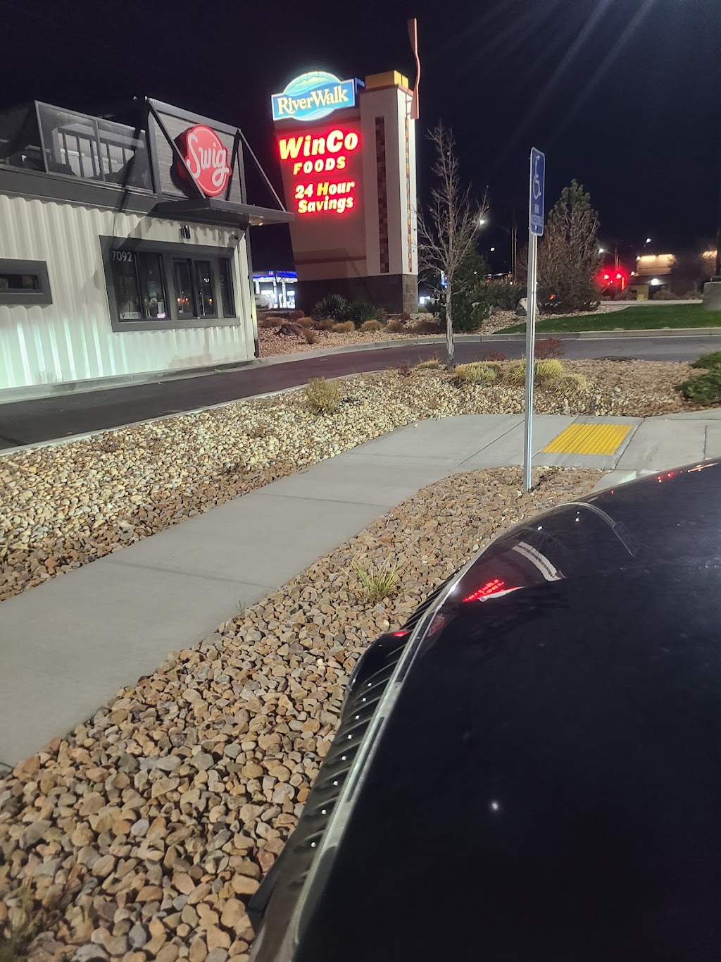 Swig | bakery | 7082 700 W, Midvale, UT 84047, USA | 3853272425 OR +1 385-327-2425