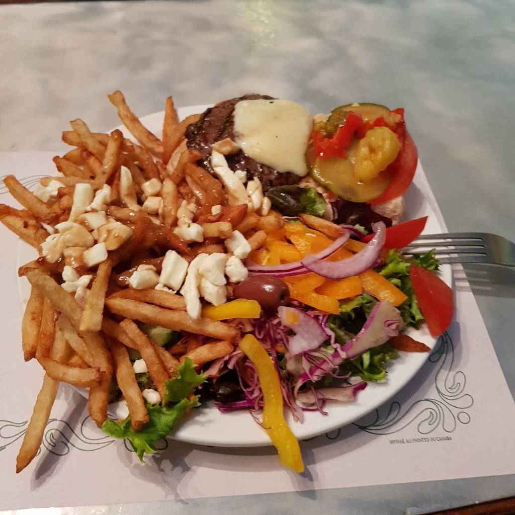 Patati Patata Friterie de Luxe | restaurant | 4177 Boul St-Laurent, Montréal, QC H2W 1Y7, Canada | 5148440216 OR +1 514-844-0216