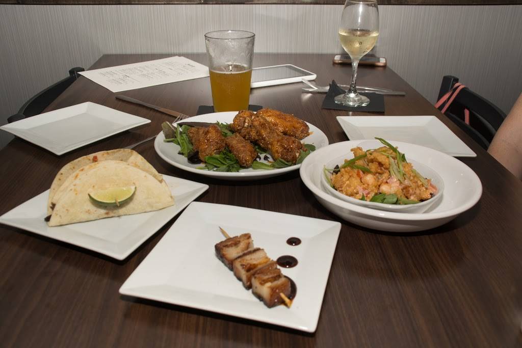 Amplitude Karaoke | restaurant | 314 Constitution Dr, Virginia Beach, VA 23462, USA | 7574731565 OR +1 757-473-1565