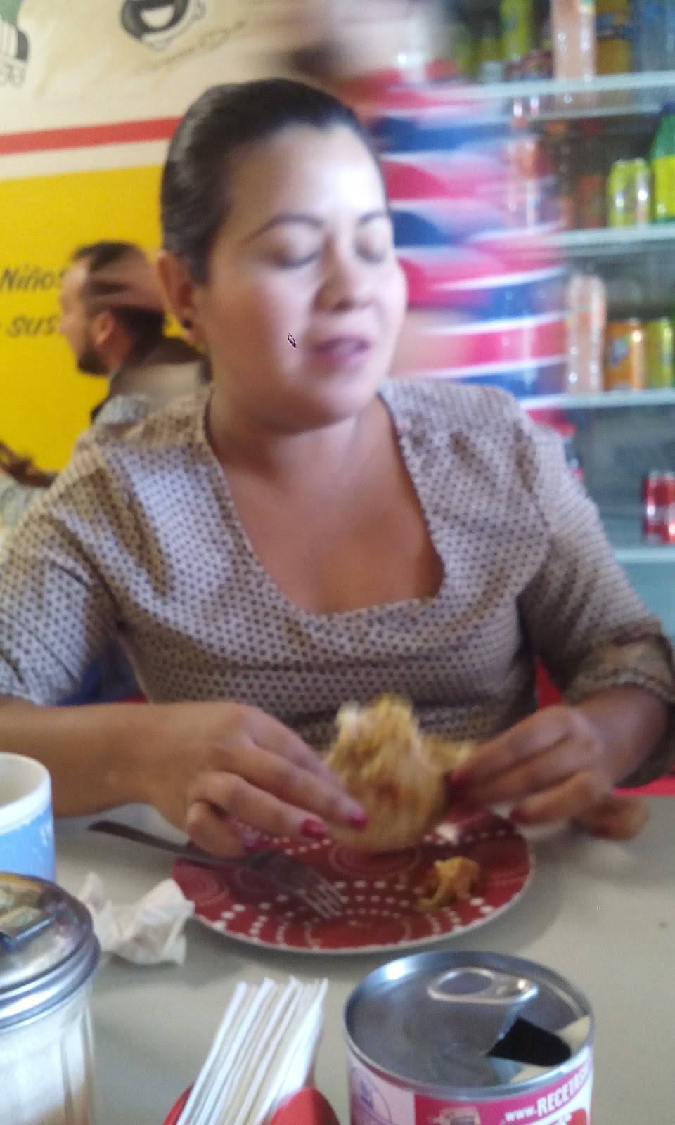 GORDITAS "EL TÍO" | restaurant | Blvd. Benito Juárez 901, Anexa Obrera, 22700 Rosarito, B.C., Mexico | 016618501200 OR +52 661 850 1200