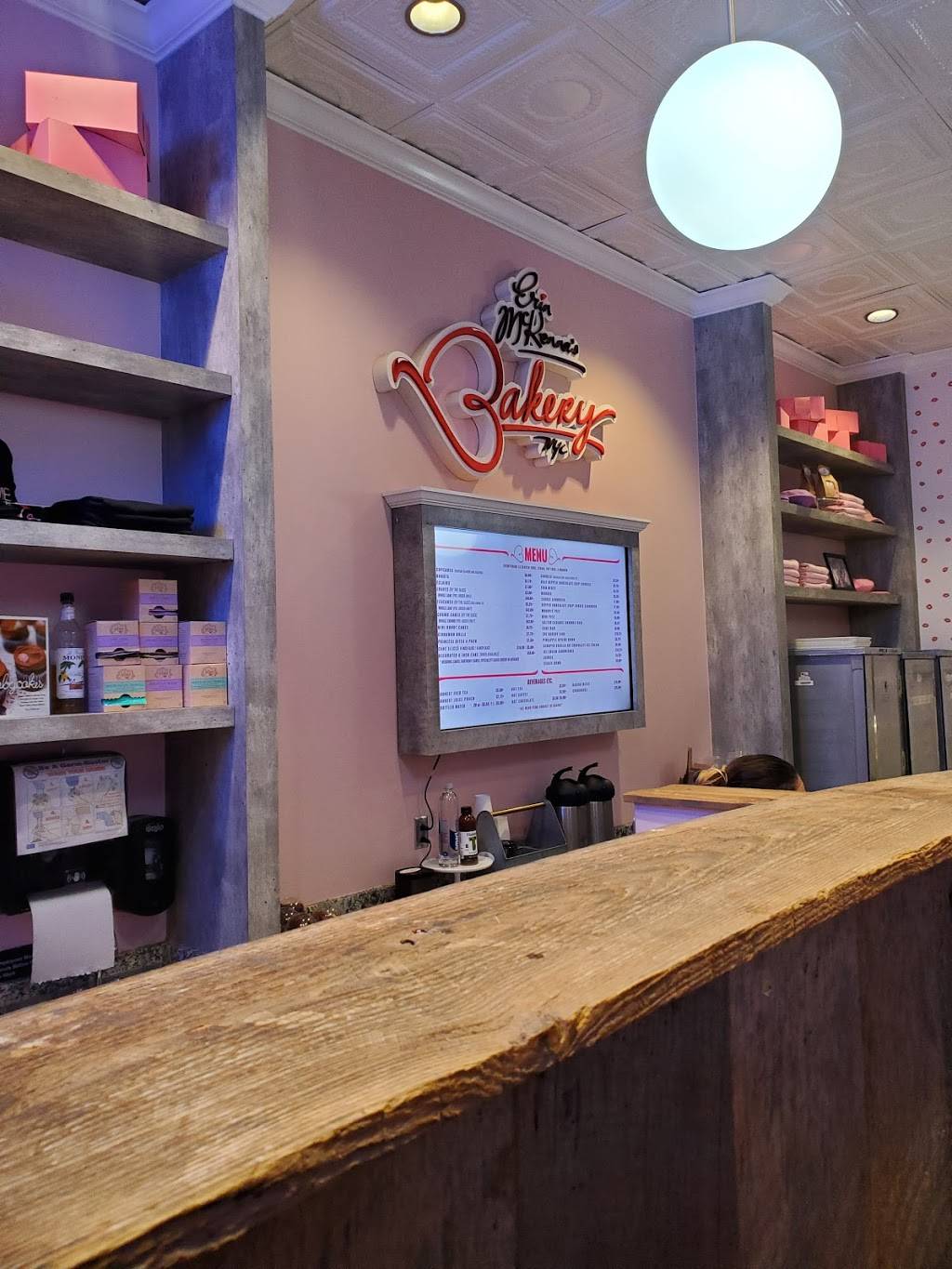 Erin McKennas Bakery | bakery | 1642 E Buena Vista Dr B, Orlando, FL 32830, USA | 8554622292 OR +1 855-462-2292