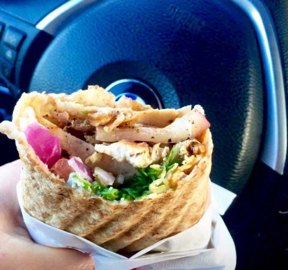 Johnnys Shawarma | restaurant | 1904 Kennedy Rd, Scarborough, ON M1P 2L8, Canada | 4162987917 OR +1 416-298-7917