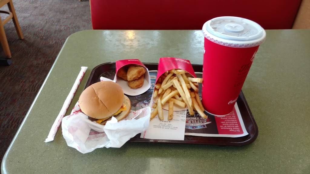 Wendys | restaurant | 9 NJ-31, Flemington, NJ 08822, USA | 9087821440 OR +1 908-782-1440