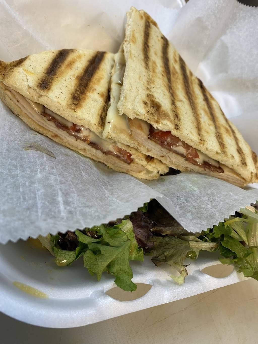 Smoothie Express | restaurant | 8343 Pines Blvd, Pembroke Pines, FL 33024, USA | 9542511671 OR +1 954-251-1671