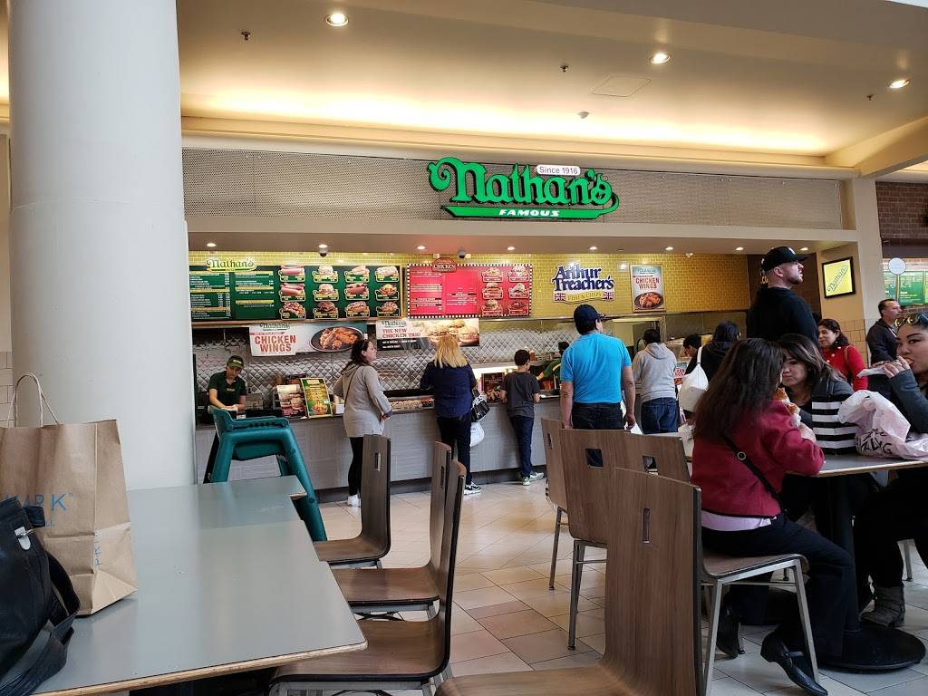 Nathans Famous | restaurant | 3710 Route 9 #2214, Freehold, NJ 07728, USA | 7324318550 OR +1 732-431-8550