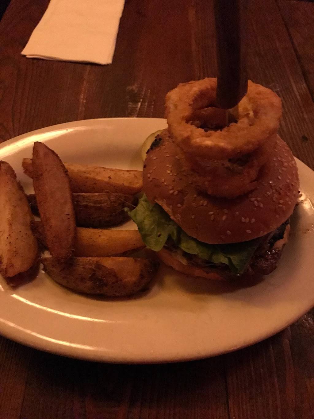 The Starlight | restaurant | 596 Grand St, Brooklyn, NY 11211, USA | 7184863700 OR +1 718-486-3700