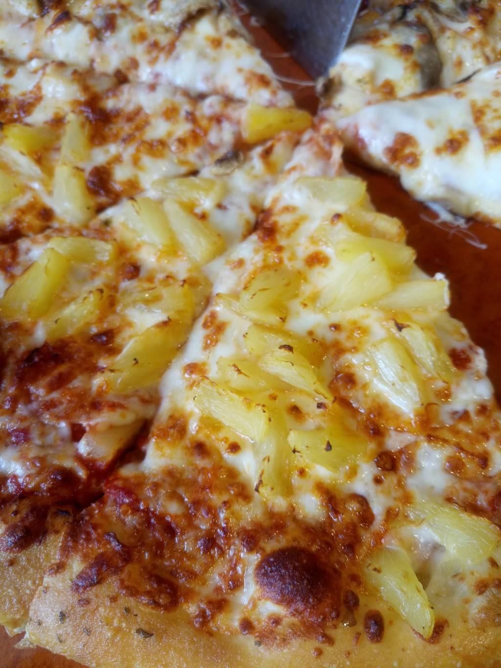 Pizza Hut | restaurant | 7623 S Osborne Rd, Upper Marlboro, MD 20772, USA | 3019521720 OR +1 301-952-1720