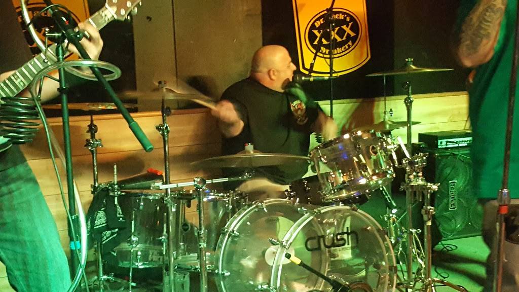 Dr Jacks Drinkery | restaurant | 3012 N 102nd St, Omaha, NE 68134, USA | 4025729400 OR +1 402-572-9400