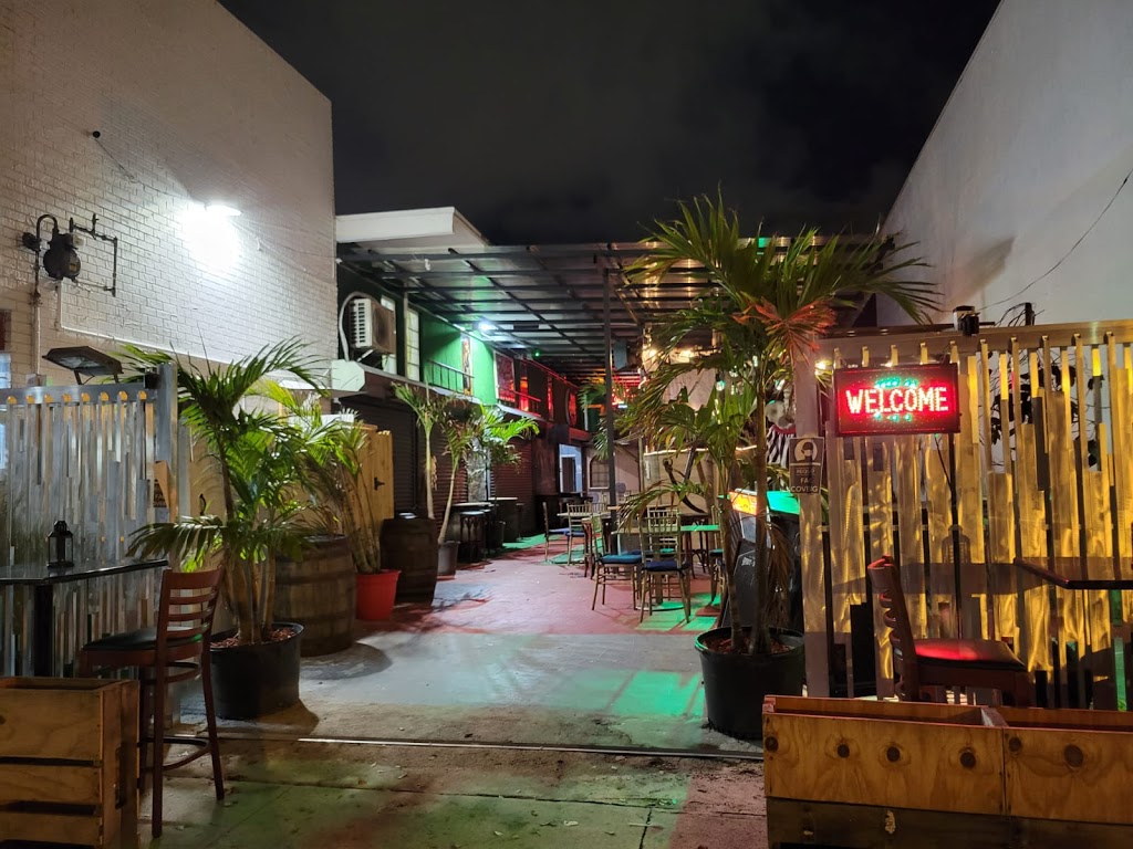 Global International Cuisine | restaurant | 1128 SW 8th St, Miami, FL 33130, USA | 3057352203 OR +1 305-735-2203