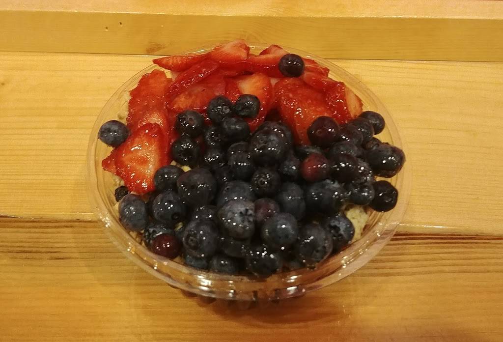 Sweetberry Bowls (Elmhurst) | restaurant | 156 N York St, Elmhurst, IL 60126, USA | 3312252970 OR +1 331-225-2970