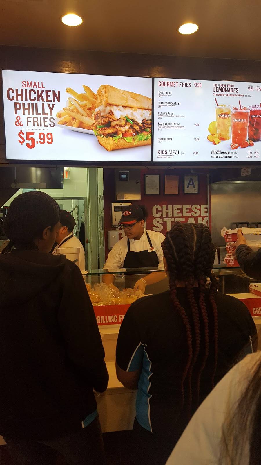 Charleys Philly Steaks | restaurant | 200 Baychester Ave, Bronx, NY 10475, USA | 7186712009 OR +1 718-671-2009
