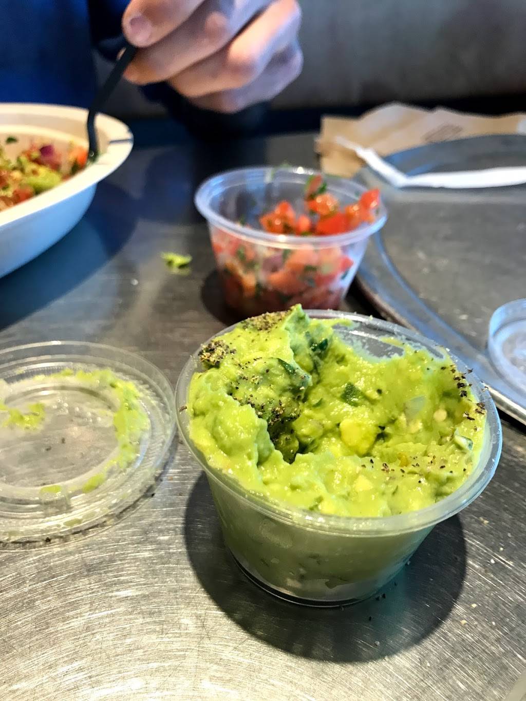 Chipotle Mexican Grill | restaurant | 3395 W Chandler Blvd Ste 1, Chandler, AZ 85226, USA | 4804992884 OR +1 480-499-2884