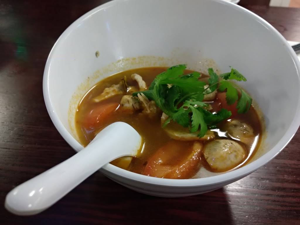 Panang Thai Restaurant | restaurant | 5310 W Century Blvd, Los Angeles, CA 90045, USA | 3103381337 OR +1 310-338-1337