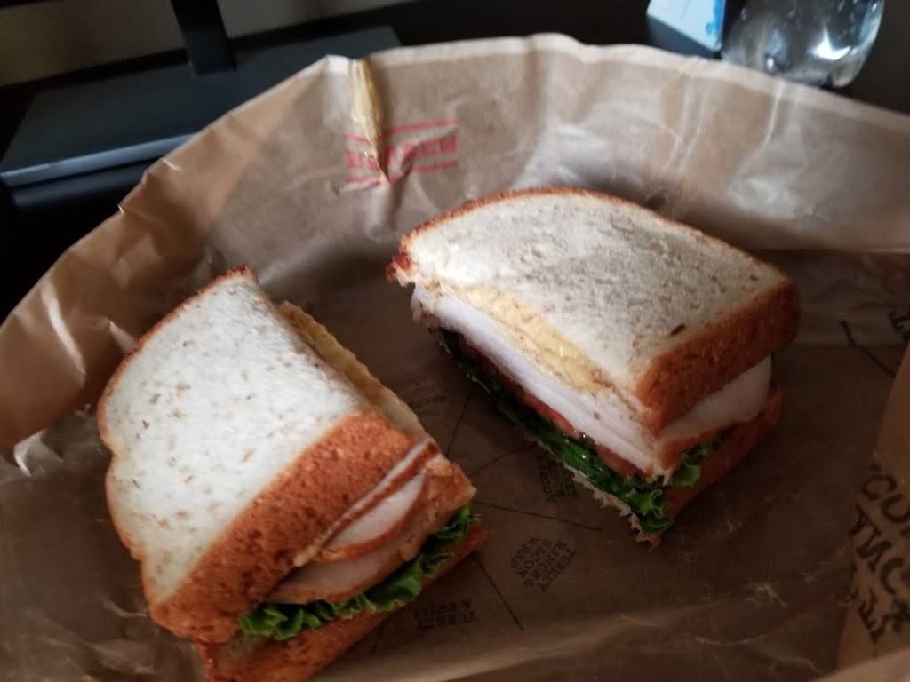 Arbys | restaurant | 275 N Arney Rd, Woodburn, OR 97071, USA | 5039824623 OR +1 503-982-4623