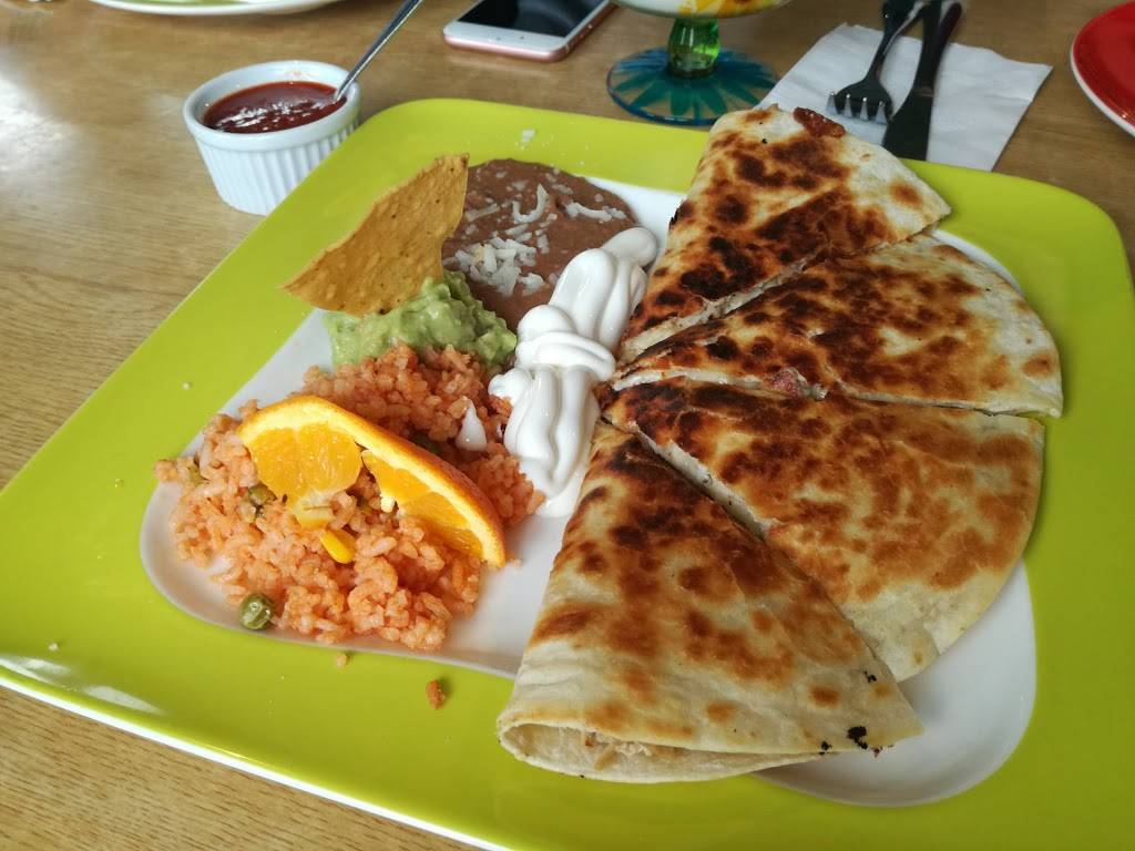 Casa Autentica Mexican Restaurant & Bar | restaurant | 566 The Queensway S, Keswick, ON L4P 3W4, Canada | 9055352272 OR +1 905-535-2272