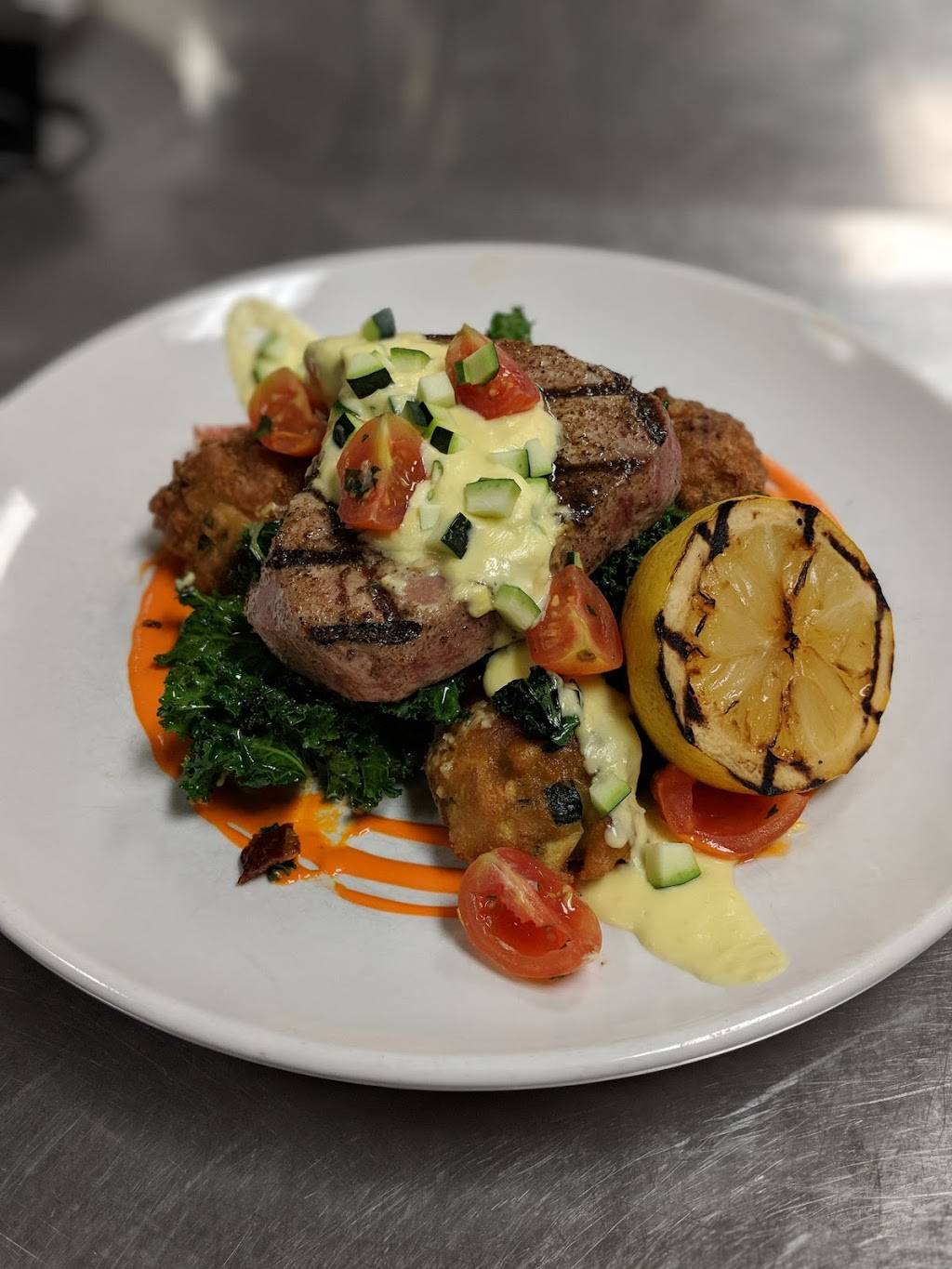 Carmellas an Italian Bistro | restaurant | 716 N Casaloma Dr, Appleton, WI 54913, USA | 9208824044 OR +1 920-882-4044