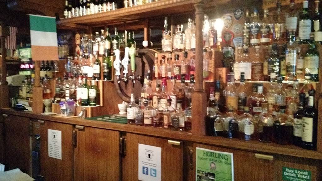 McGuinness Irish Pub | restaurant | 201 S Walnut St, Appleton, WI 54911, USA | 9208307616 OR +1 920-830-7616