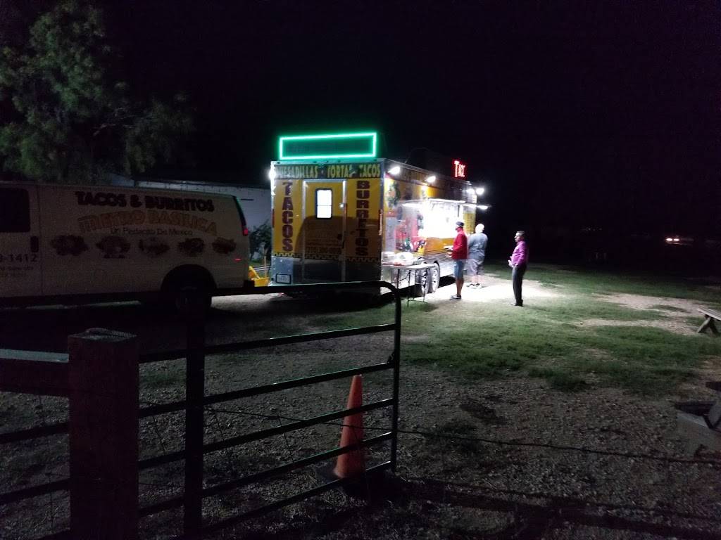 Metro Basilica | restaurant | 04449-000-0131, San Antonio, TX 78254, USA | 2103000018 OR +1 210-300-0018