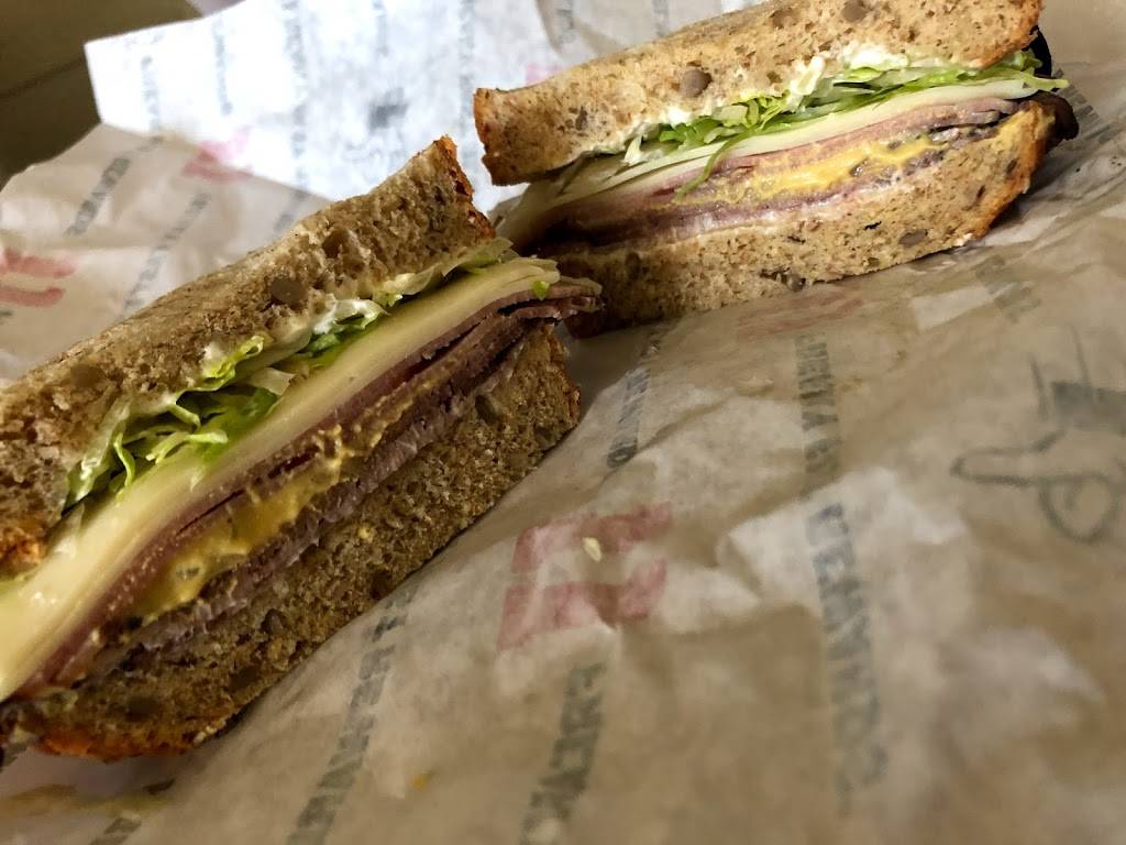 Jimmy Johns | meal delivery | 3601 S Noland Rd, Independence, MO 64055, USA | 8164610525 OR +1 816-461-0525