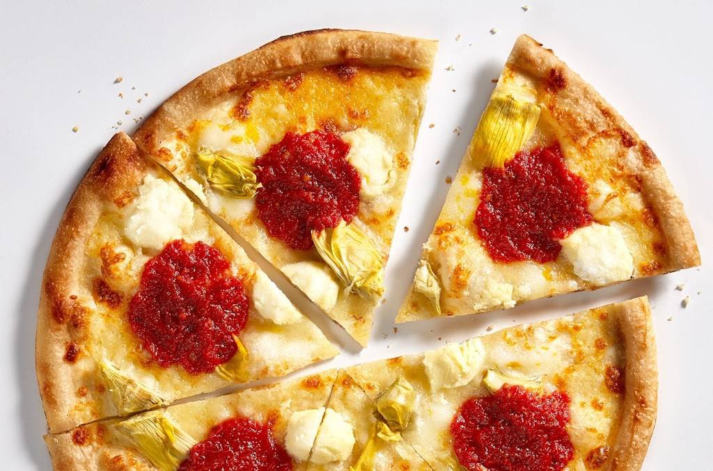 Blaze Pizza | meal takeaway | 20 Clair Rd W Unit 1, Guelph, ON N1L 0A8, Canada | 2269090080 OR +1 226-909-0080