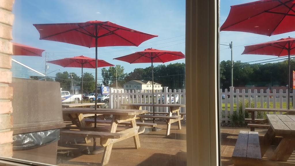 Teds Fish Fry | restaurant | 1663 U.S. 9, Clifton Park, NY 12065, USA | 5183738300 OR +1 518-373-8300