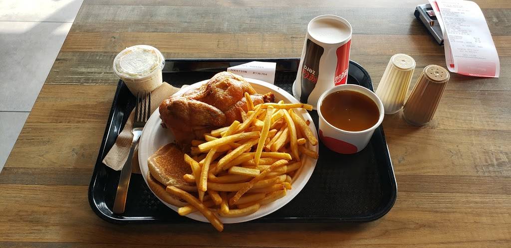 St-Hubert Express | restaurant | Rue Laval, Lac-Mégantic, QC G6B 1A4, Canada | 8195836767 OR +1 819-583-6767