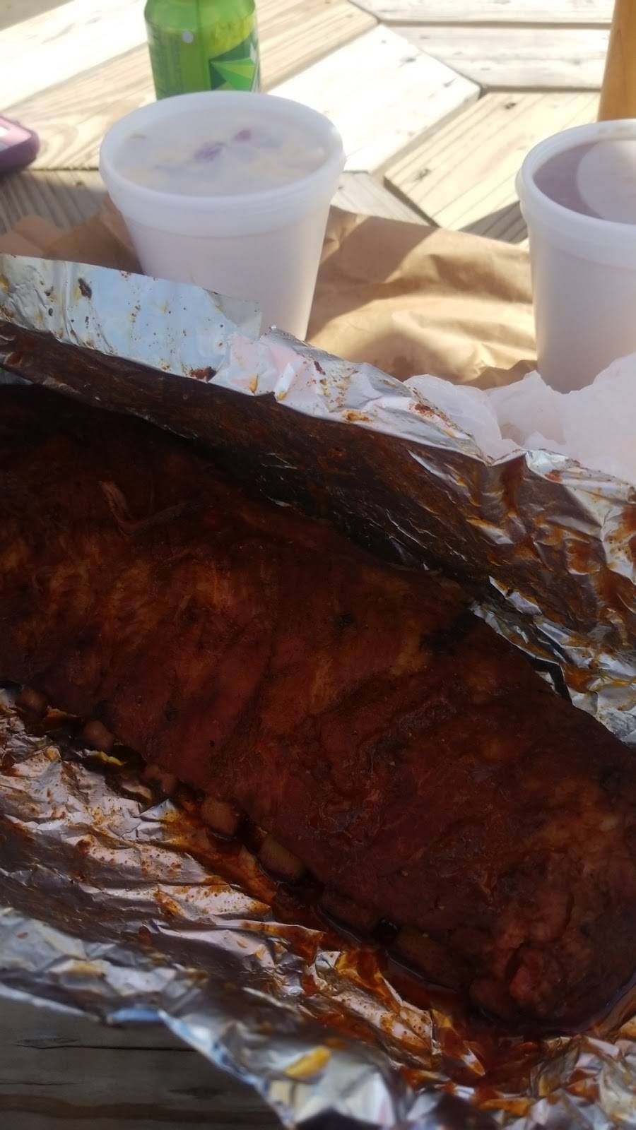 Perrys BBQ & Catering | restaurant | 215 E Ruff St, Paris, TN 38242, USA | 7313369668 OR +1 731-336-9668