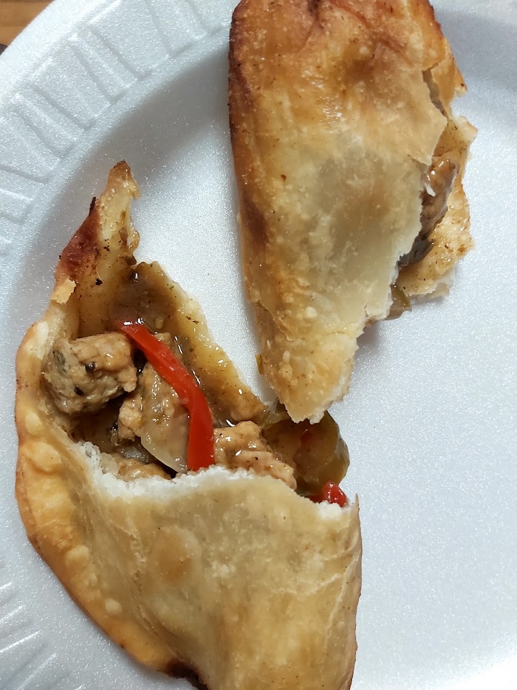 Empanadas by Lady G | restaurant | 11 Eastern Pkwy, Jersey City, NJ 07305, USA | 2018059201 OR +1 201-805-9201