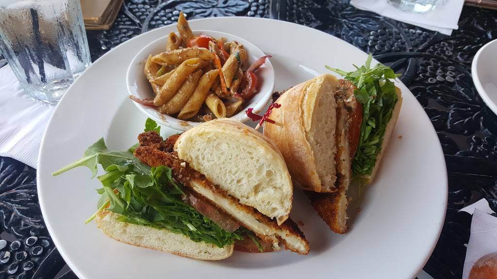 Ralph Brennans Jazz Kitchen | restaurant | 1590 Disneyland Dr, Anaheim, CA 92802, USA | 7147765200 OR +1 714-776-5200