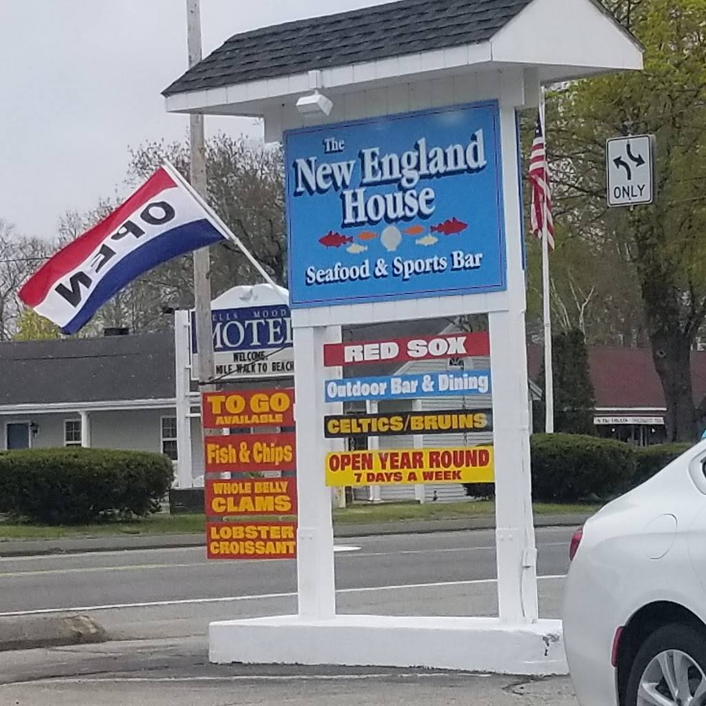 The New England House Seafood & Sports Bar | restaurant | 124 Post Rd, Wells, ME 04090, USA | 2076410601 OR +1 207-641-0601