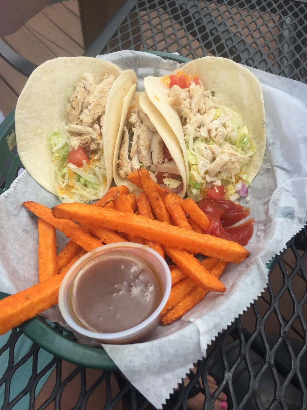 Harbor Front Grille and Party Center | restaurant | 562 Portage Lakes Drive, Akron, OH 44319, USA | 3306441664 OR +1 330-644-1664