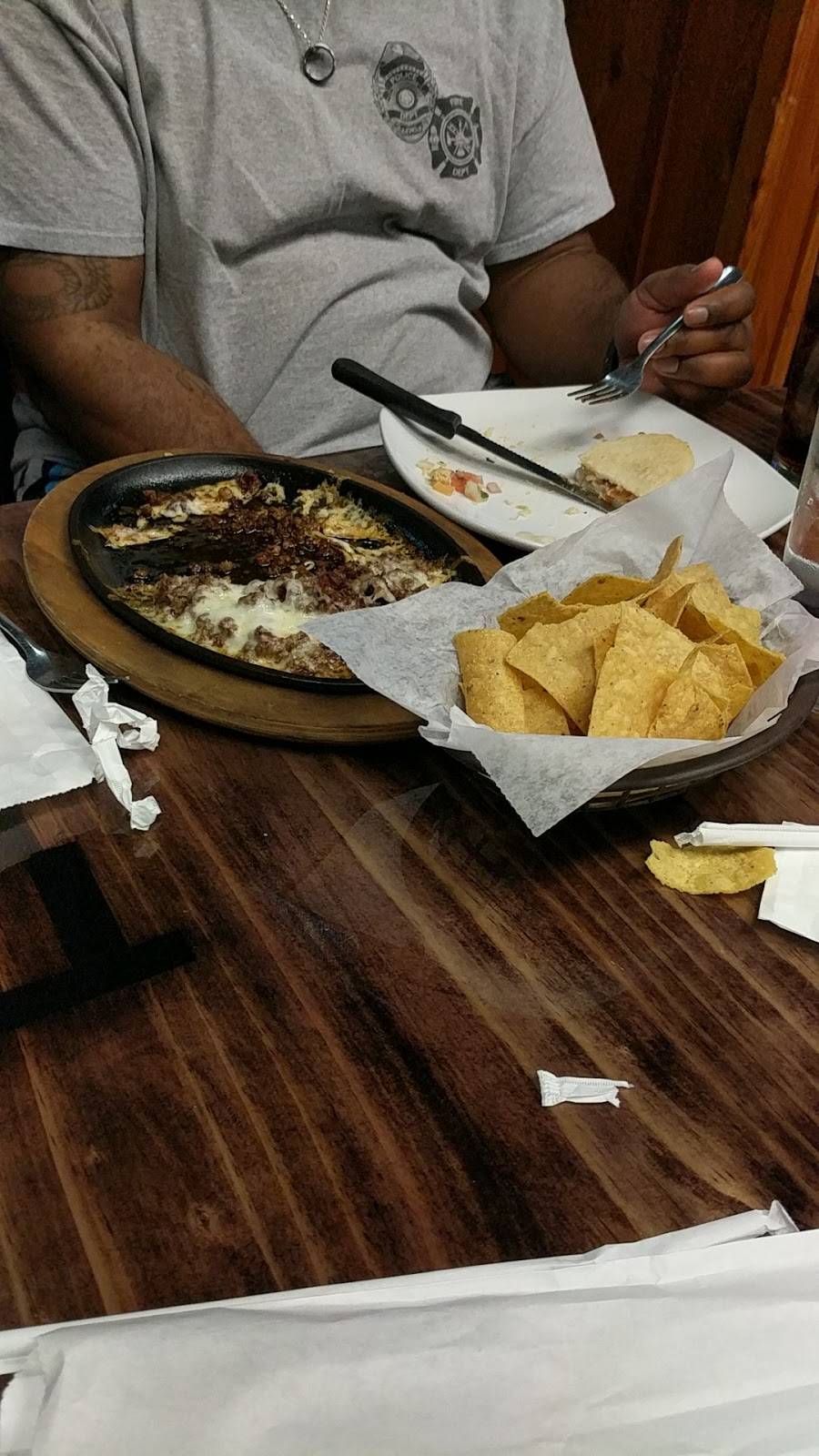 La Tequila Jalisco | restaurant | 14124 Ranch Rd 1431, Kingsland, TX 78639, USA | 3252700880 OR +1 325-270-0880