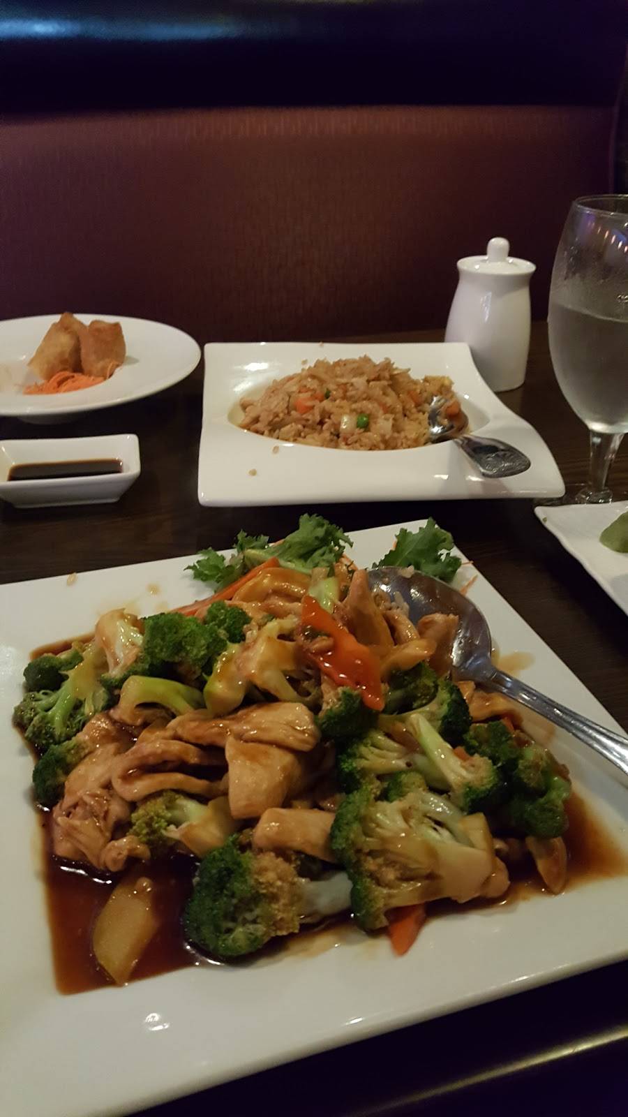 Wild Ginger | restaurant | 44 S Washington St, Hinsdale, IL 60521, USA | 6303231888 OR +1 630-323-1888