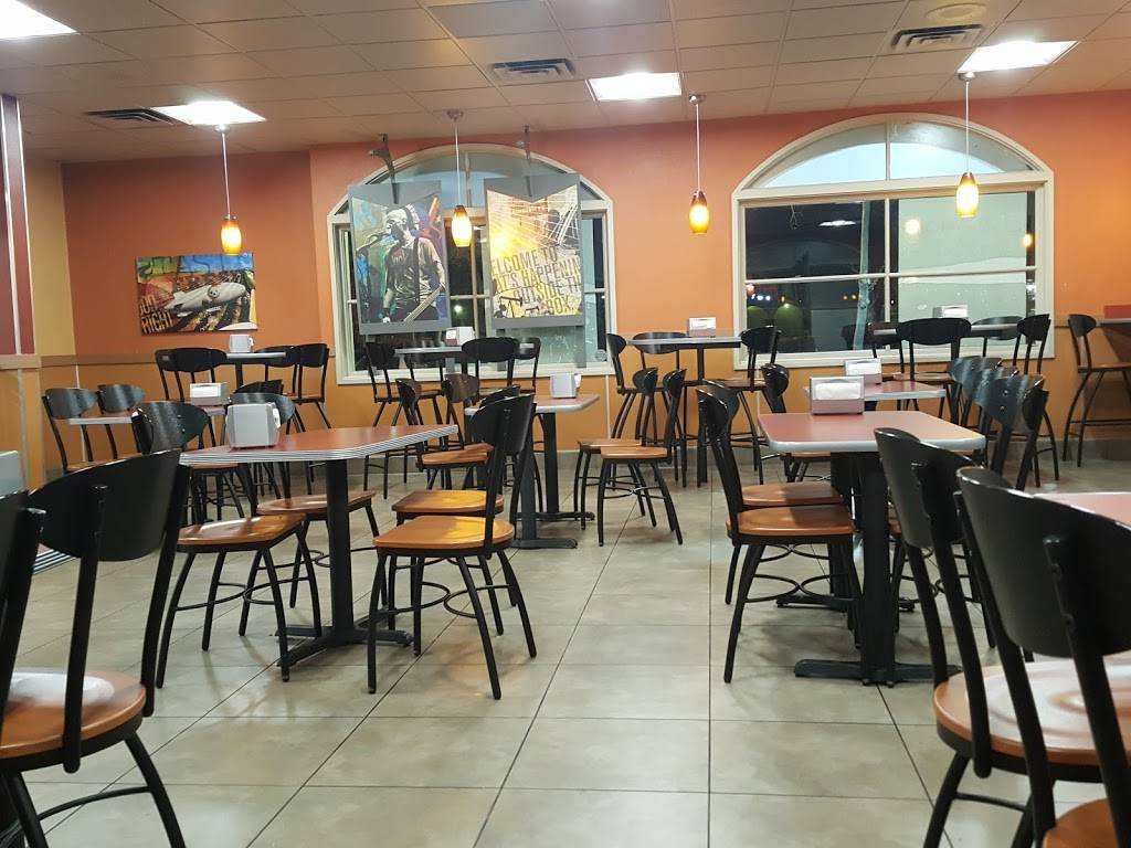 Jack in the Box | restaurant | 370 E H St, Chula Vista, CA 91910, USA | 6194254416 OR +1 619-425-4416