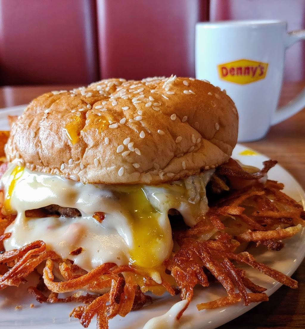 Dennys | restaurant | 601 Hegenberger Rd, Oakland, CA 94621, USA | 5106389632 OR +1 510-638-9632