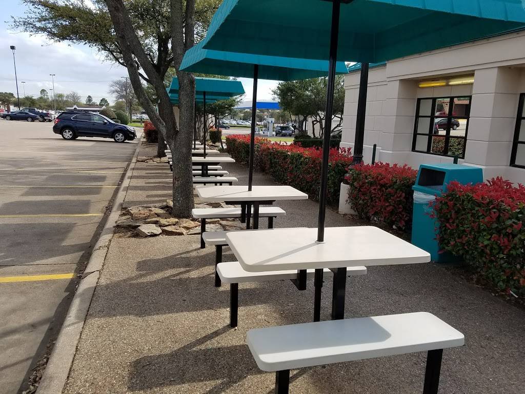 Burger Street | restaurant | 2902 Hwy 121, Bedford, TX 76021, USA | 8172830171 OR +1 817-283-0171