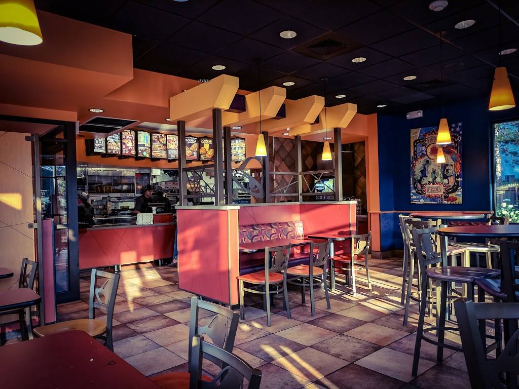 Taco Bell | meal takeaway | 951 S Roselle Rd, Schaumburg, IL 60193, USA | 8478952699 OR +1 847-895-2699