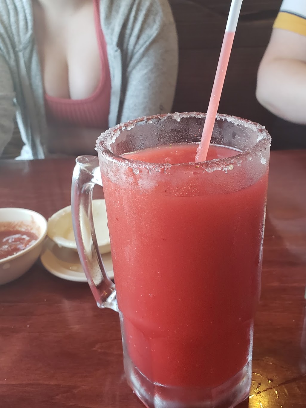 Checos Mexican Restaurant | restaurant | 570 N 2nd Street, Ellington, MO 63638, USA | 5736632466 OR +1 573-663-2466