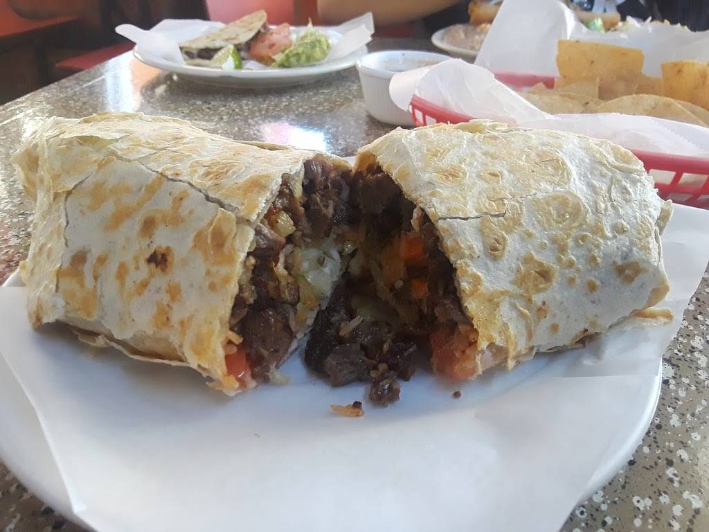 Jaliscienses Mexican Restaurant | restaurant | 717 E Ben White Blvd, Austin, TX 78704, USA | 5124454866 OR +1 512-445-4866