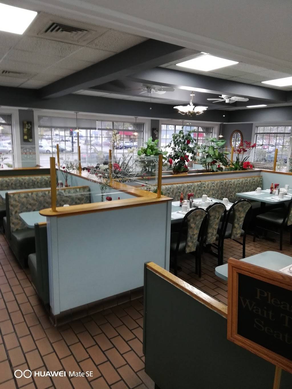 Peacock Restaurant | restaurant | 2670 Belvidere Rd, Waukegan, IL 60085, USA | 8476623333 OR +1 847-662-3333