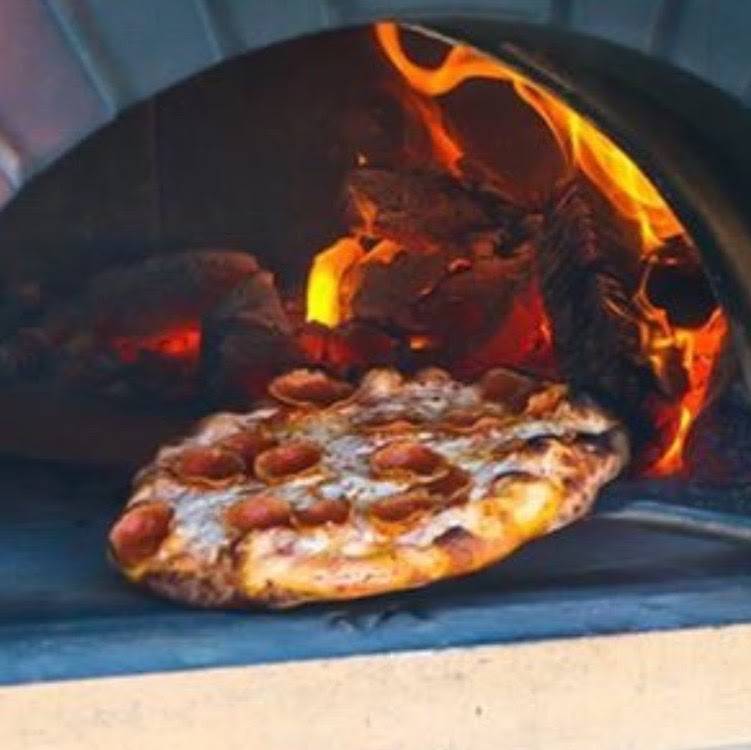 Your Sisters Tomato | restaurant | 110 Irving Ave, Woodstock, IL 60098, USA | 8154828092 OR +1 815-482-8092